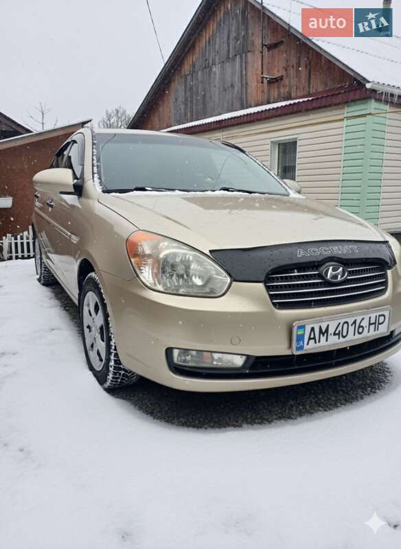 Седан Hyundai Accent 2008 в Казатине