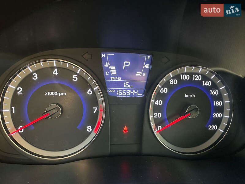 Седан Hyundai Accent 2013 в Николаеве