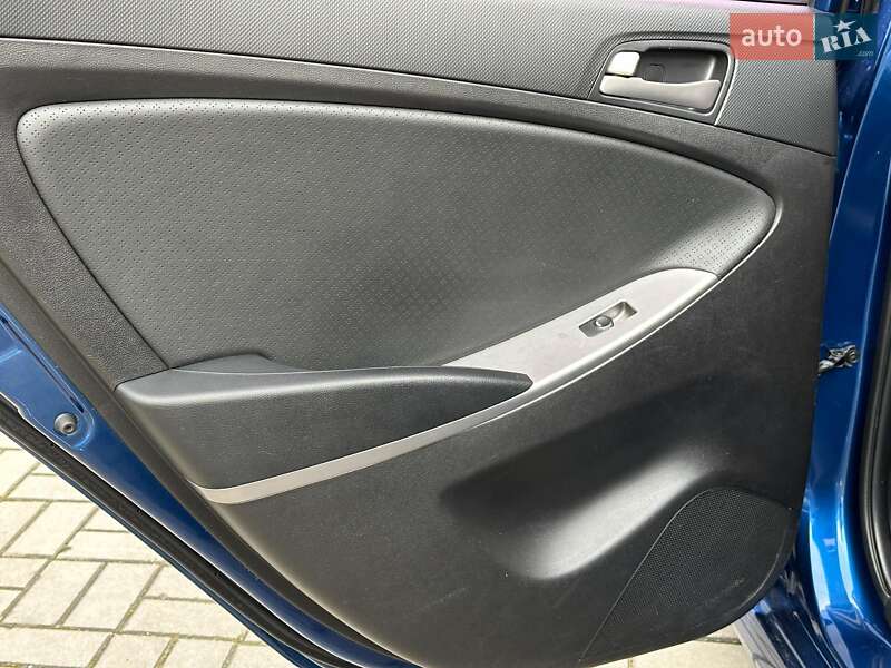 Седан Hyundai Accent 2016 в Одессе