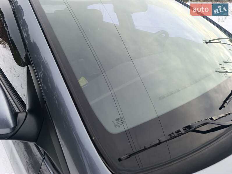 Седан Hyundai Accent 2018 в Киеве фото 5 Седан Hyundai Accent 2018 в Киеве