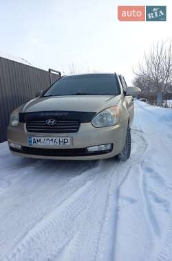 Седан Hyundai Accent 2008 в Казатине