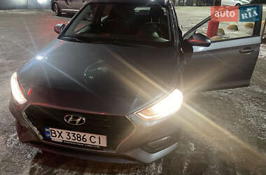 Седан Hyundai Accent 2018 в Хмельницком