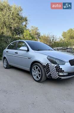 Седан Hyundai Accent 2008 в Запорожье
