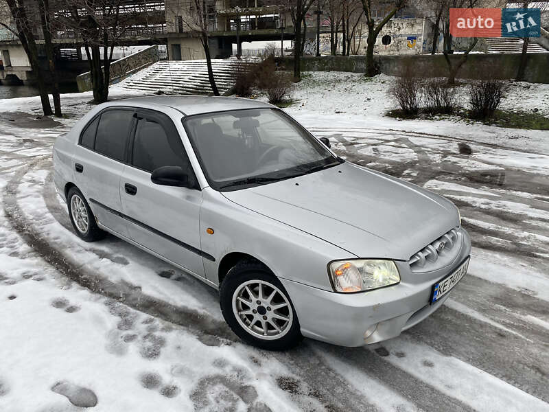 Лифтбек Hyundai Accent 2000 в Днепре фото 9 Лифтбек Hyundai Accent 2000 в Днепре