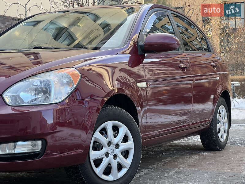 Седан Hyundai Accent 2008 в Киеве