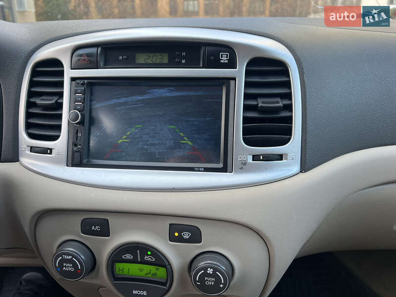 Седан Hyundai Accent 2008 в Киеве