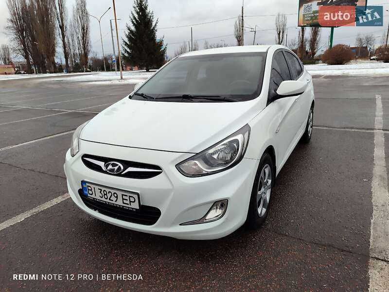 Седан Hyundai Accent 2012 в Кременчуці