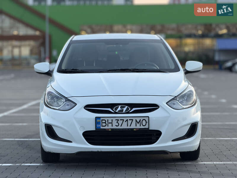 Седан Hyundai Accent 2013 в Одесі