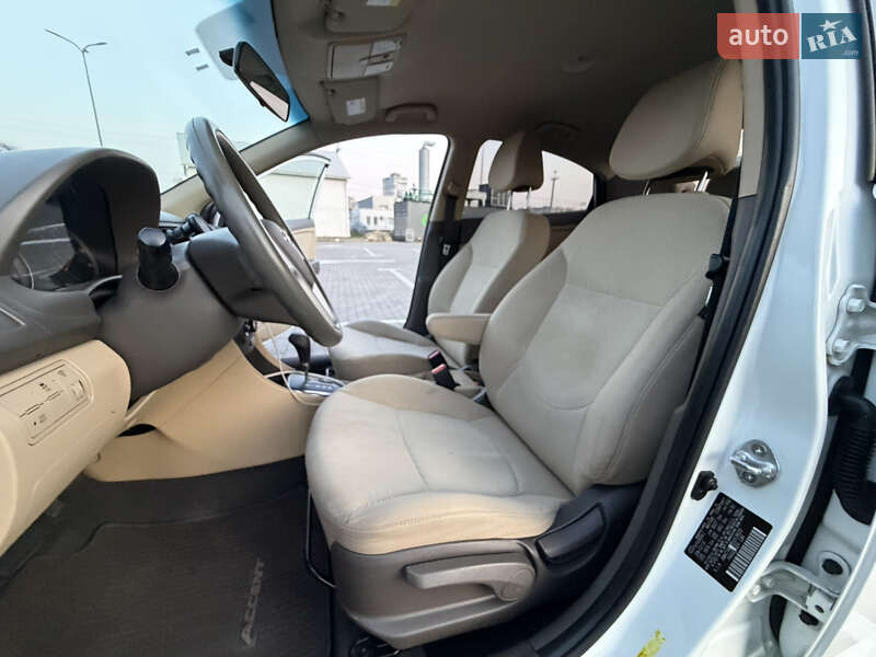 Седан Hyundai Accent 2013 в Одесі