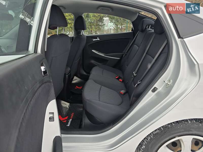 Седан Hyundai Accent 2013 в Хмельницком