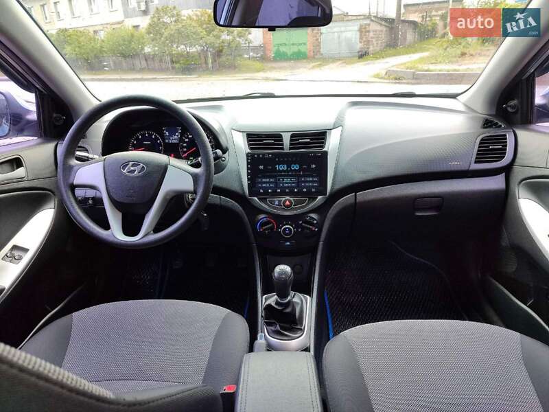 Седан Hyundai Accent 2012 в Харкові