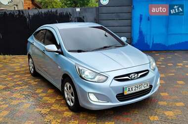 Седан Hyundai Accent 2012 в Харкові