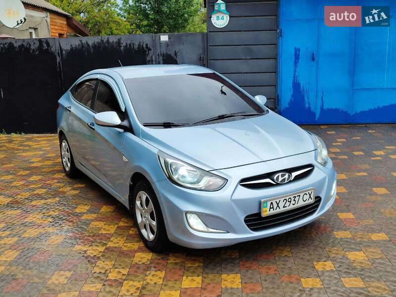 Седан Hyundai Accent 2012 в Харкові