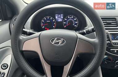 Седан Hyundai Accent 2016 в Николаеве