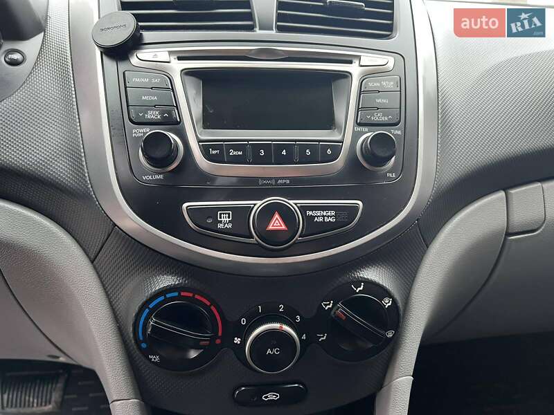 Седан Hyundai Accent 2016 в Николаеве