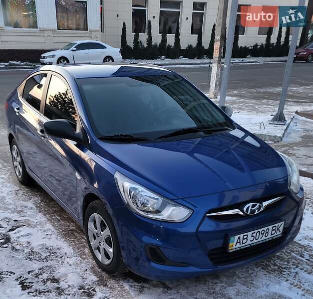 Седан Hyundai Accent 2011 в Ананьеве фото 3 Седан Hyundai Accent 2011 в Ананьеве