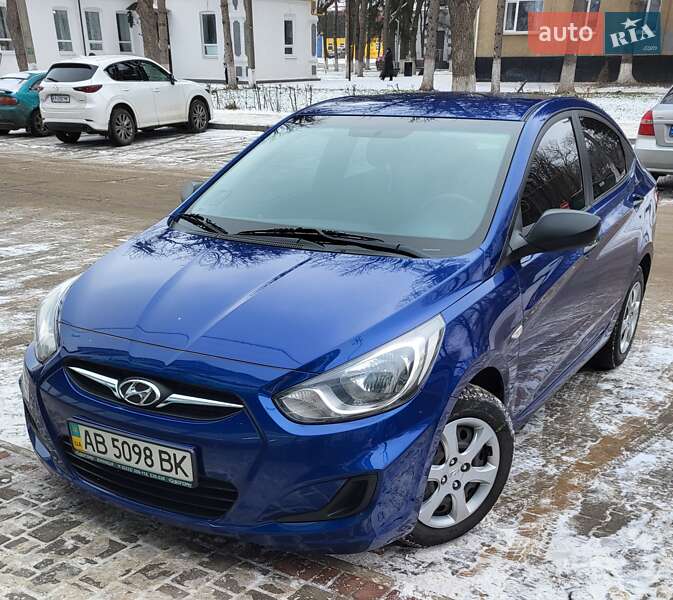 Седан Hyundai Accent 2011 в Ананьеве фото 23 Седан Hyundai Accent 2011 в Ананьеве