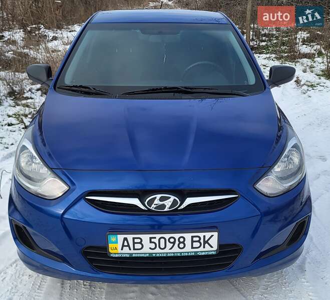 Седан Hyundai Accent 2011 в Ананьеве фото 33 Седан Hyundai Accent 2011 в Ананьеве