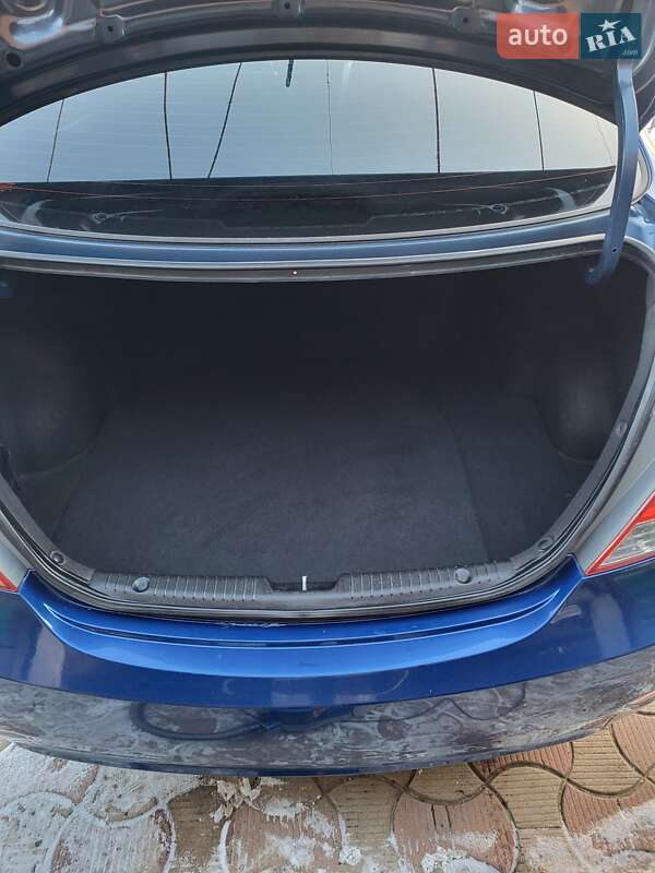 Седан Hyundai Accent 2011 в Ананьеве фото 52 Седан Hyundai Accent 2011 в Ананьеве