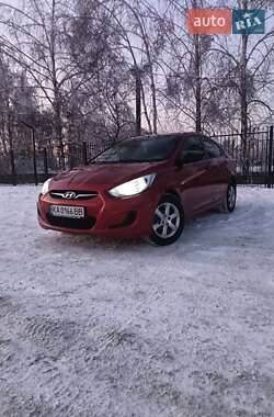 Седан Hyundai Accent 2012 в Белогородке