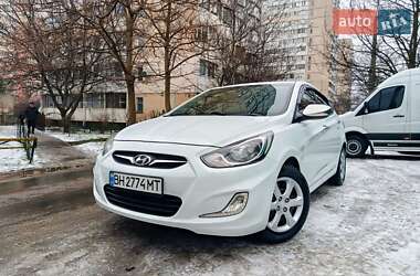 Хэтчбек Hyundai Accent 2013 в Одессе