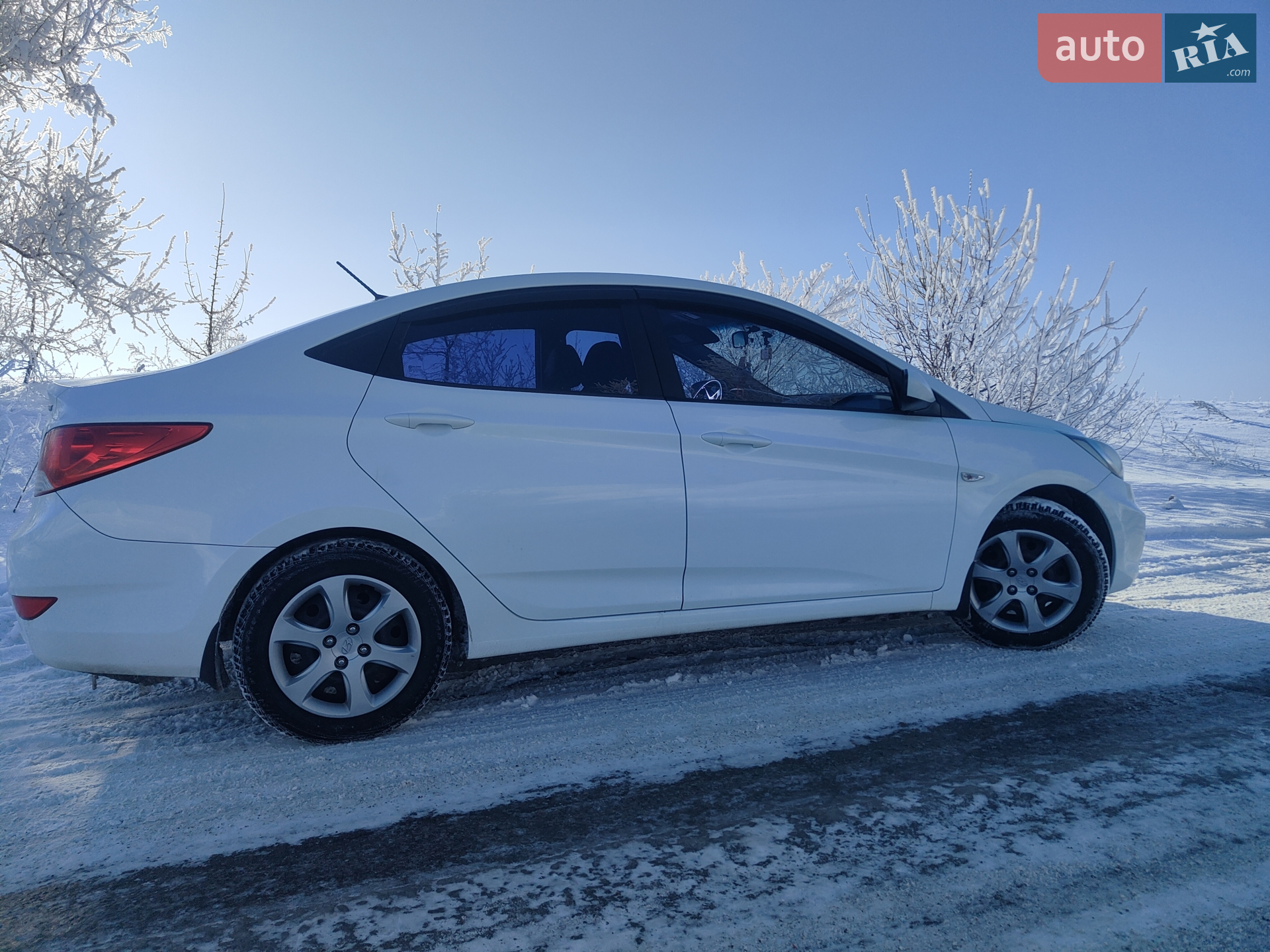 2011 Hyundai Accent - мініатюра 6