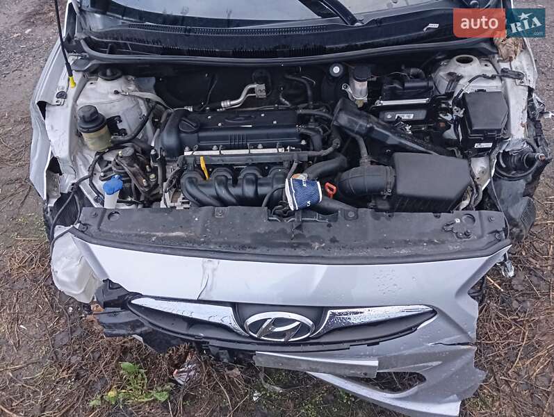 Hyundai Accent 2011 Hyundai Accent 2011