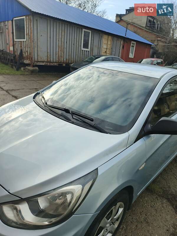 Седан Hyundai Accent 2012 в Одессе