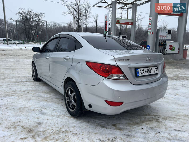 Седан Hyundai Accent 2011 в Харкові фото 11 Седан Hyundai Accent 2011 в Харкові