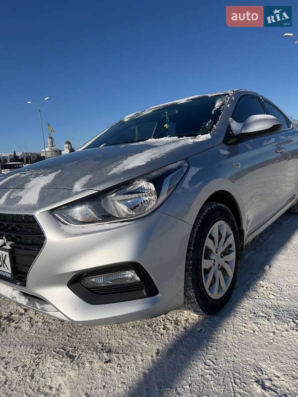 Седан Hyundai Accent 2017 в Сумах фото 4 Седан Hyundai Accent 2017 в Сумах