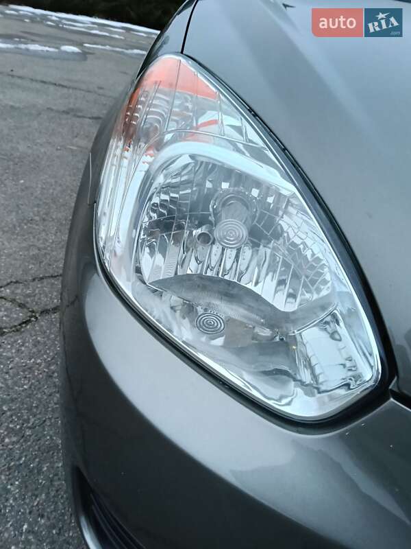 Седан Hyundai Accent 2008 в Николаеве фото 11 Седан Hyundai Accent 2008 в Николаеве