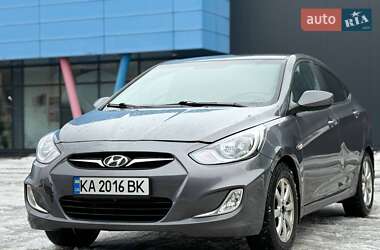 Седан Hyundai Accent 2013 в Києві