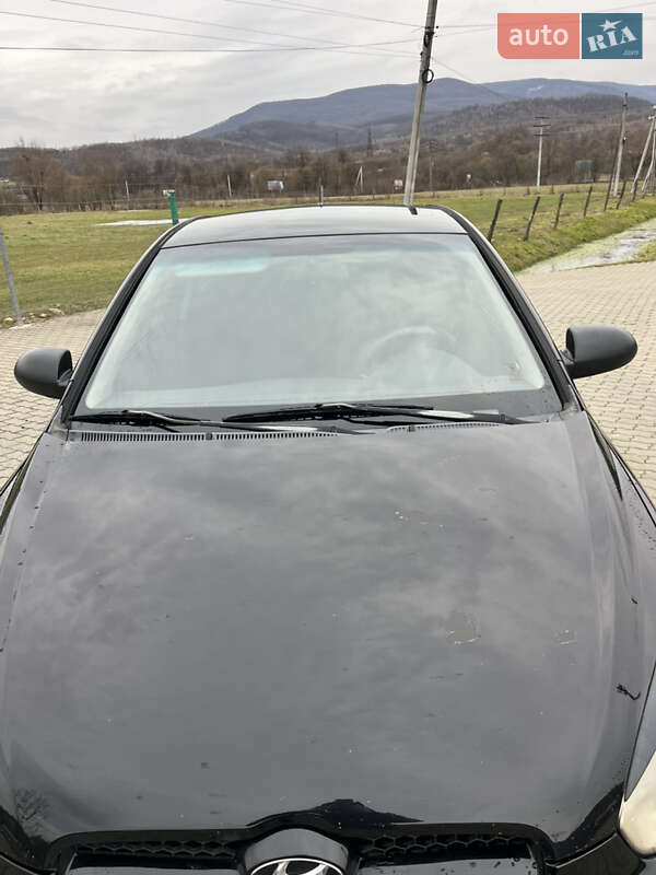 Хэтчбек Hyundai Accent 2007 в Сваляве