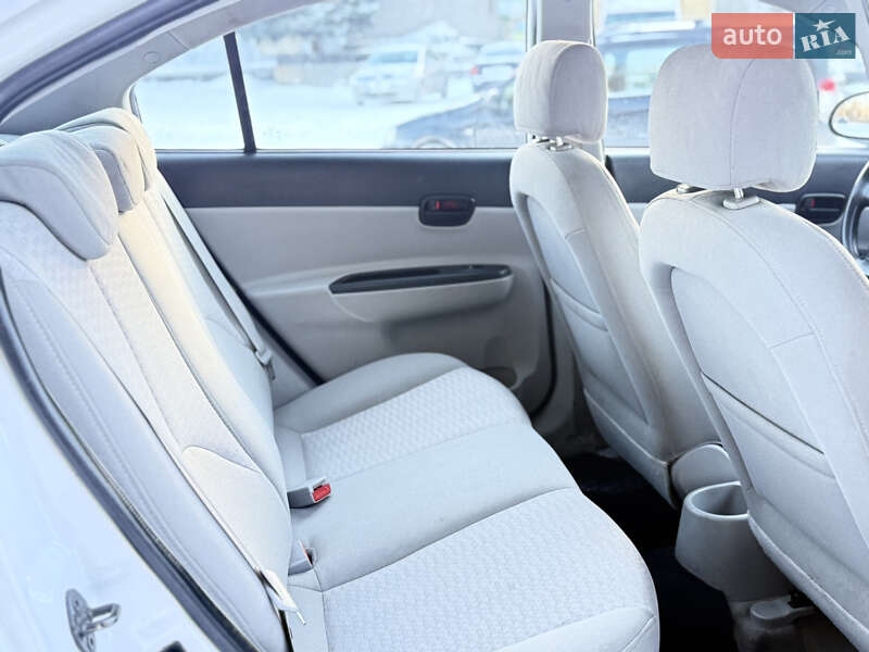 Седан Hyundai Accent 2007 в Ровно фото 39 Седан Hyundai Accent 2007 в Ровно