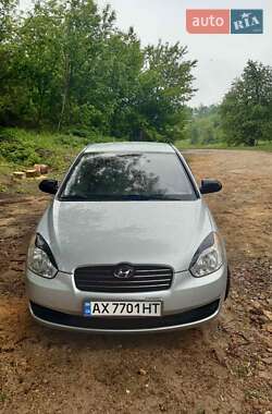 Седан Hyundai Accent 2008 в Богодухіву