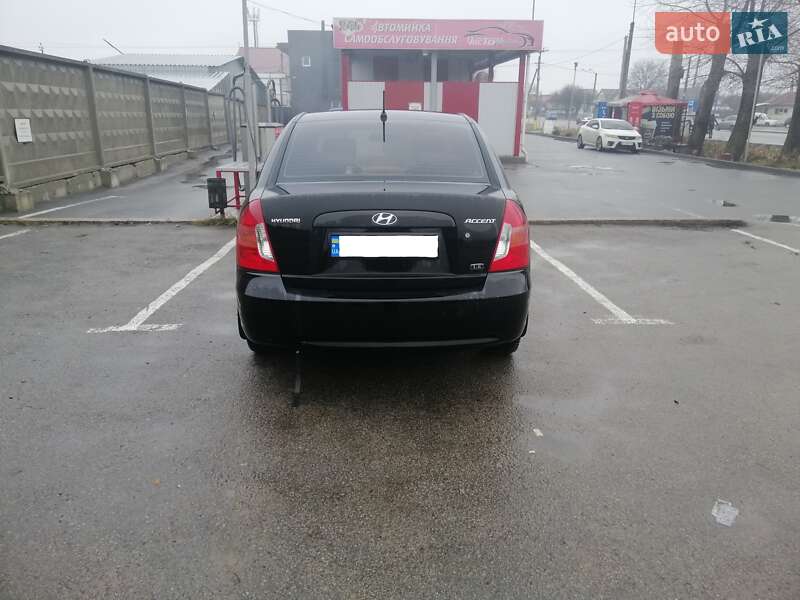 Седан Hyundai Accent 2008 в Киеве