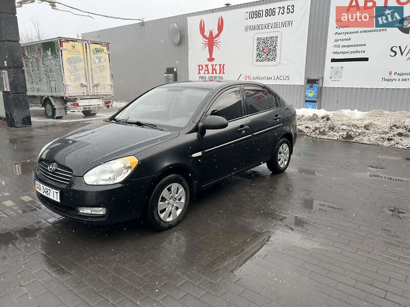 Седан Hyundai Accent 2009 в Киеве