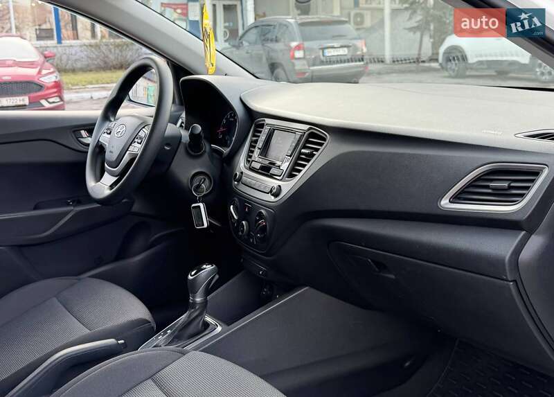 Седан Hyundai Accent 2017 в Днепре