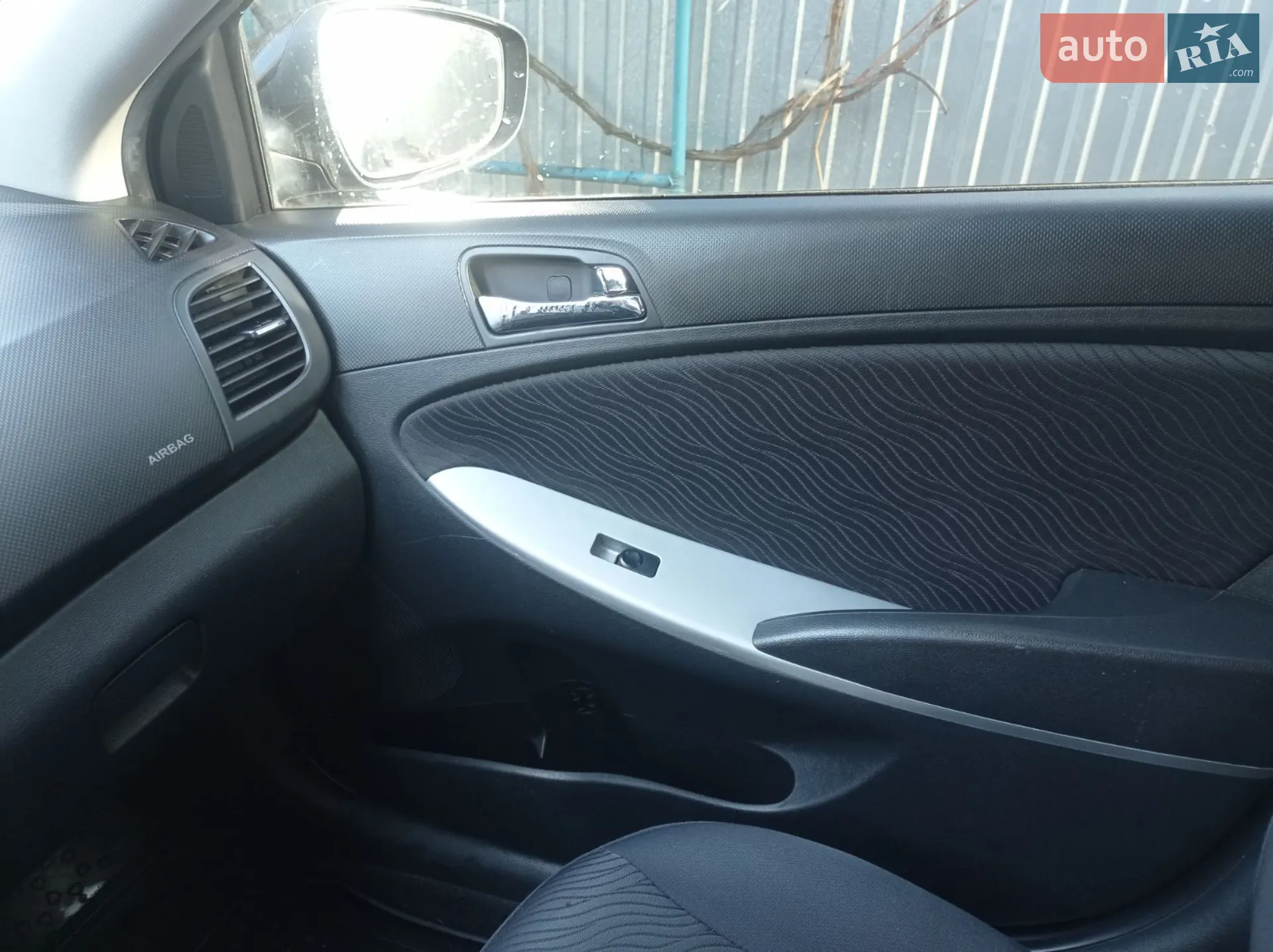 2012 Hyundai Accent - мініатюра 15