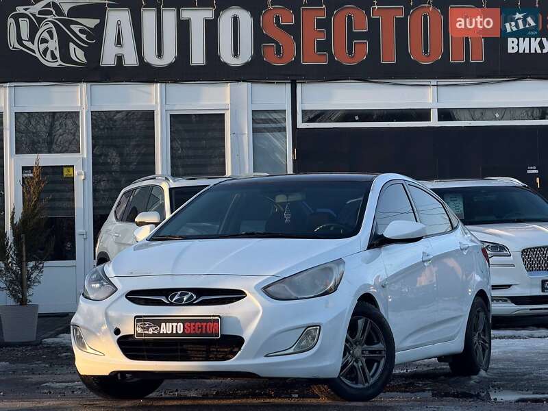 Hyundai Accent 2013