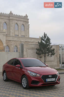 Седан Hyundai Accent 2019 в Одессе