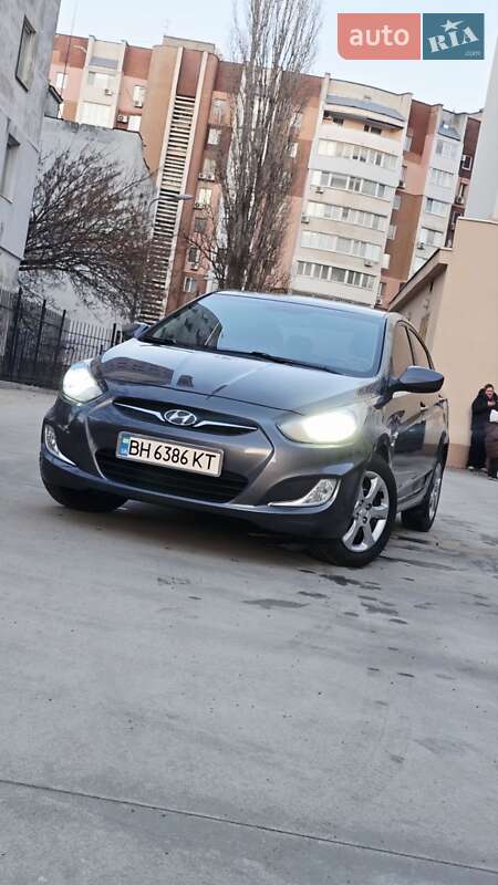 Седан Hyundai Accent 2012 в Одессе