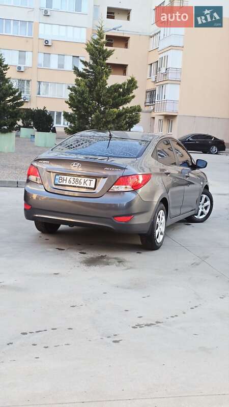 Седан Hyundai Accent 2012 в Одессе