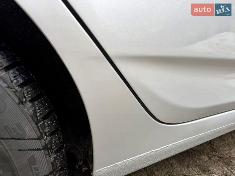 Седан Hyundai Accent 2011 в Киеве фото 24 Седан Hyundai Accent 2011 в Киеве