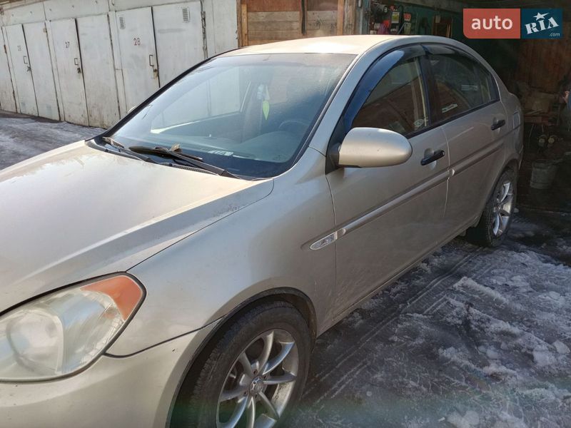 Седан Hyundai Accent 2007 в Киеве