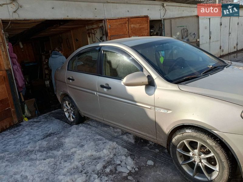 Седан Hyundai Accent 2007 в Киеве