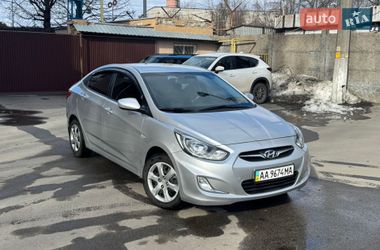 Седан Hyundai Accent 2012 в Києві
