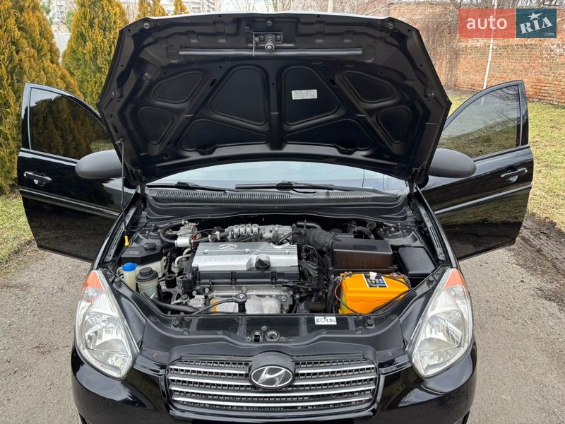 Седан Hyundai Accent 2008 в Запорожье