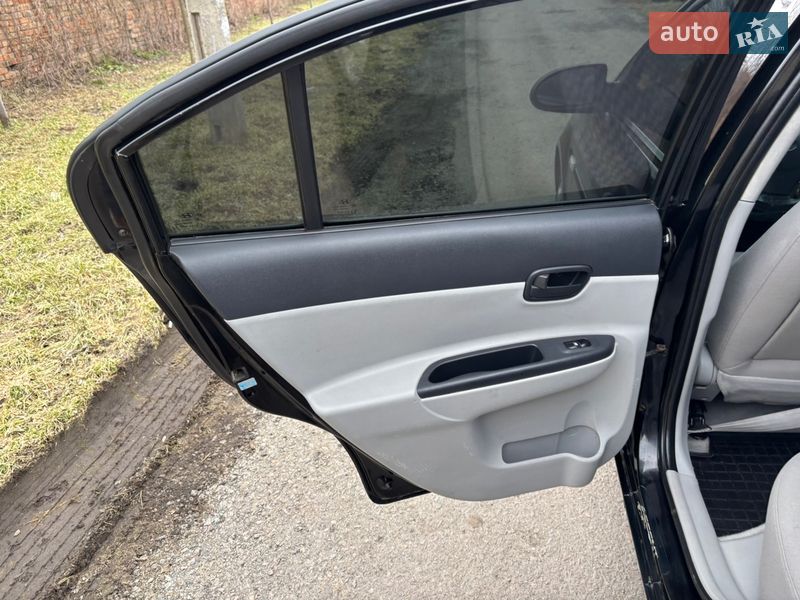 Седан Hyundai Accent 2008 в Запорожье