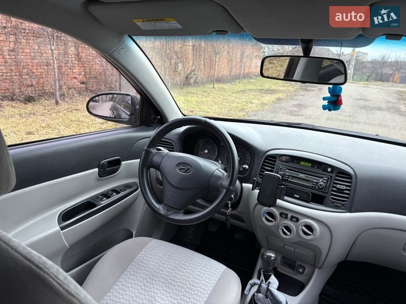 Седан Hyundai Accent 2008 в Запорожье